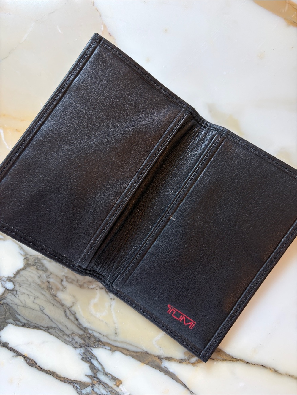 Tumi Black Leather Men's Card with Red Logo